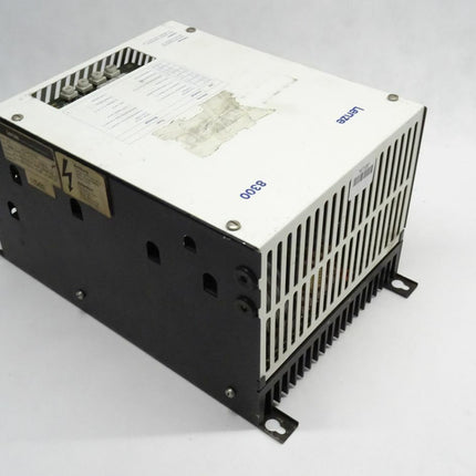 Lenze 8300 Frequenzumrichter 8306_E.1K.12 // 333072 // 1/7137/0793 - Maranos.de