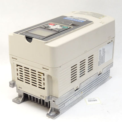 Yaskawa Frequenzumrichter GA700 GA70C4005BBA CIPR-GA70C4005BBAA-BAAAAA 1.5kW-2.2kW - Maranos.de