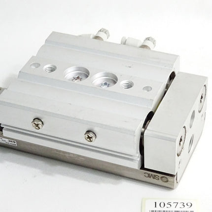 SMC MXQ25A-20ZA Pneumatischer Kompaktschlitten - Maranos.de