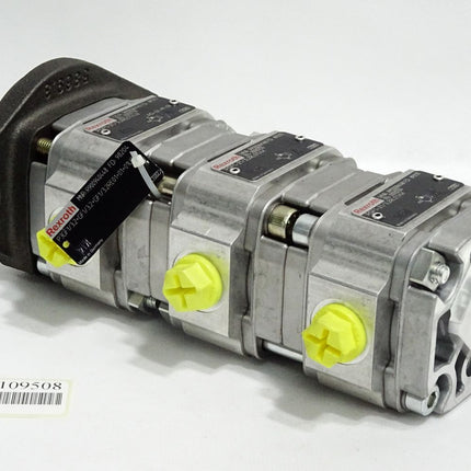Rexroth R900940448 Pumpenkombination P3GF1/3,2+GF1/3,2+GF1/3,2RE01+01+01U2 / Unbenutzt - Maranos.de