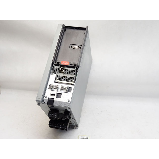 Danfoss VLT Automation Drive 131B0015 FC-302P1K5T5E20H1 Frequenzumrichter 1.5k - Maranos.de