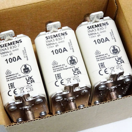 Siemens Sicherungseinsatz 3NA3830-7 NH00 100A gG 500V / Inhalt:3 Stück / Neu OVP - Maranos.de