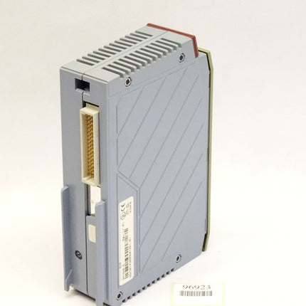 B&R 3AT660.6 Rev. 11.01 2005 Analoges Eingangsmodul mit Stecker, Klappe gebrochen - Maranos.de