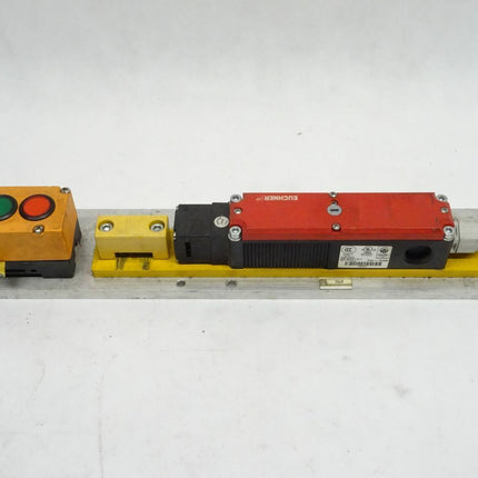 Euchner TP2-4131A024M Sicherheitsschalter Safety Switch / 08425 + IFM AC5000 - Maranos.de