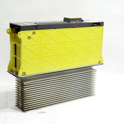 Fanuc Servo Amplifier SVM2-80/80 A06B-6079-H208 9.5kW - Maranos.de
