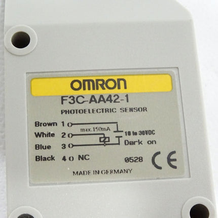 Omron F3C-AA42-1 Photoelectric Sensor / Neu - Unbenutzt - Maranos.de