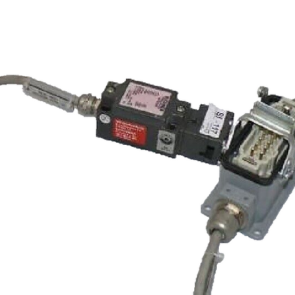 EUCHNER NZ1VZ-538E Safty Switch // - Maranos.de