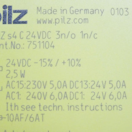 Pilz 751104 / PNOZ s4C 24VDC 3n/o 1n/c