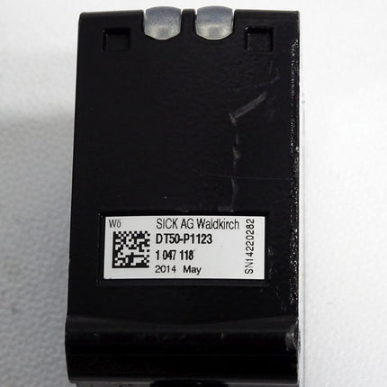 Sick 1047118 DT50-P1123 Mid-Range-Distanzsensor - Maranos.de