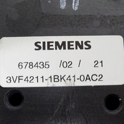 Siemens Leistungsschalter 3VF4211-1BK41-0AC2 DI Module 3VF9427-1BK40