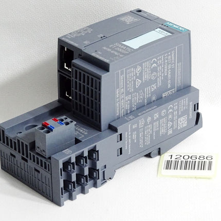 Siemens IM155-6 PN/2 6ES7155-6AU01-0CN0 6ES7 155-6AU01-0CN0 / Neuwertig