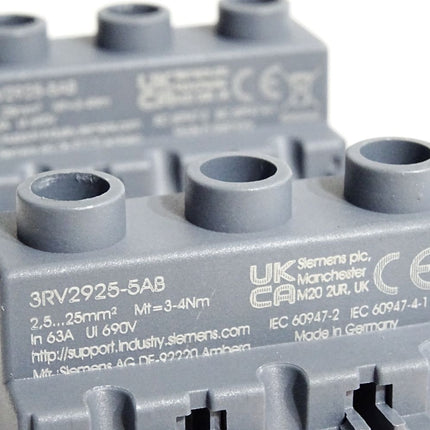 Siemens 3-Phasen-Einspeiseklemme 3RV2925-5AB / Inhalt:3 Stück / Neuwertig - Maranos.de