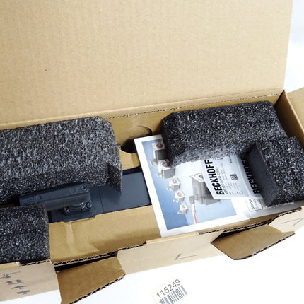 Beckhoff Servomotor AM8122-0JH1-0000 4500 rpm / Neu OVP - Maranos.de