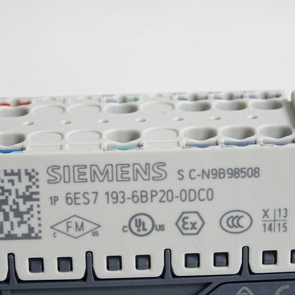 Siemens ET200SP BaseUnit 6ES7193-6BP20-0DC0 6ES7 193-6BP20-0DC0 / Neuwertig - Maranos.de
