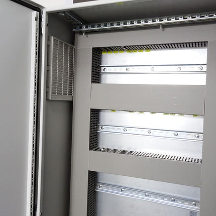 Rittal Schaltschrank AX1114.000 B1000xH1400xT300mm Lüfter SK3240.100 Neuwertig