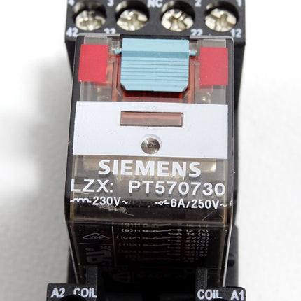 Siemens Simirel Relais PT570730 + Sockel P178704 - Maranos.de