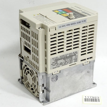 Omron Yaskawa Inverter VS mini J7 2.2kW CIMR-J7AZ42P2 / Neuwertig