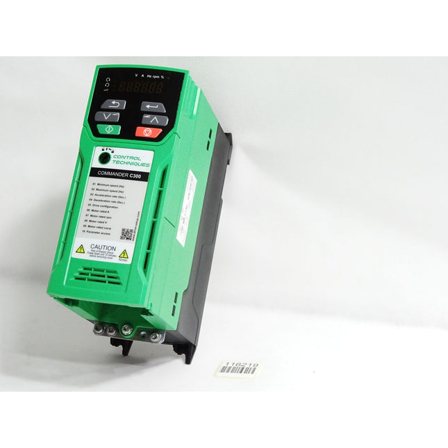 Control Techniques Commander C300-022-00056 A 1.1kW Halterungen gebrochen - Maranos.de