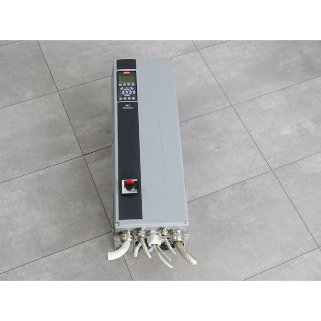 Danfoss VLT HVAC Drive 131B7763 30kW FC-102P30KT4P55H1 - Maranos.de