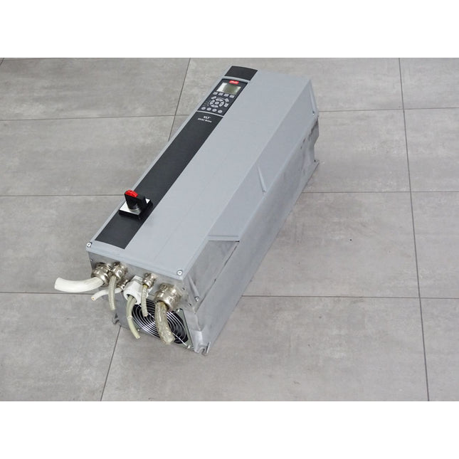 Danfoss VLT HVAC Drive 131B7763 30kW FC-102P30KT4P55H1 - Maranos.de