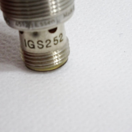 Ifm electronic IGS252 Induktiver Sensor IGB3008BAPKG/US-104 / Unbenutzt - Maranos.de