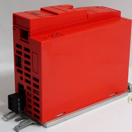 SEW Eurodrive Umrichter Movitrac B MC07B0005-5A3-4-S0 0.55kW - Maranos.de