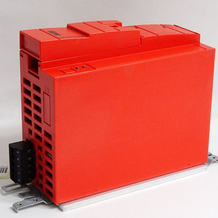 SEW Eurodrive Umrichter Movitrac B MC07B0005-5A3-4-00 0.55kW - Maranos.de