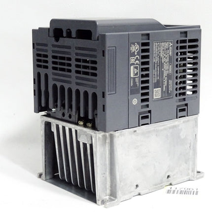 Mitsubishi Inverter D-700 FR-D720S-070SC-EC 1.5kW / Neuwertig