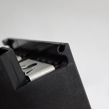 VIPA CPU315SN 315-4NE23 SPEED7 - Eine Halterung leicht beschädigt - Maranos.de