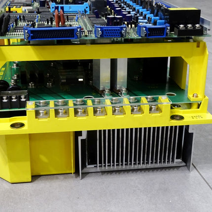 Fanuc Spindle Servo Unit A06B-6059-H206 H511 A20B-1003-0010 -0020 / Neuwertig - Maranos.de