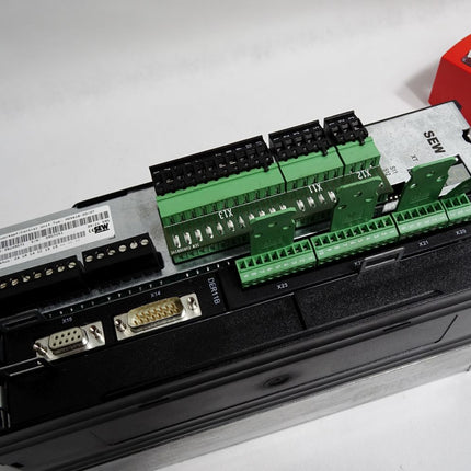 SEW Eurodrive Movidrive MDX61B0040-5A3-4-00 4kW + DER11B / Erneuert - Maranos.de