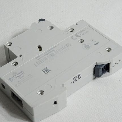 Siemens 5SL6110-7 MCB C10 Leitungsschutzschalter