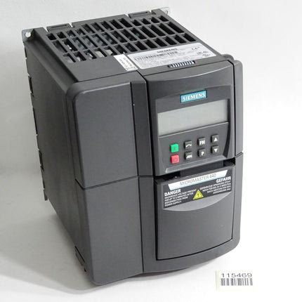 Siemens Micromaster 440 6SE6440-2AB21-1BA1 1.10kW + BOP 6SE6400-0BP00-0AA1 - Maranos.de