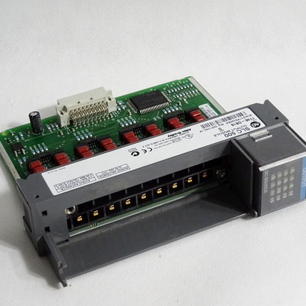 Allen Bradley 1746-OB16 Output Module SLC500 - Maranos.de