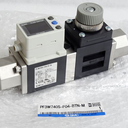 SMC PF3W740S-F04-BTN-M Digitaler Durchflussschalter / Neu OVP - Maranos.de
