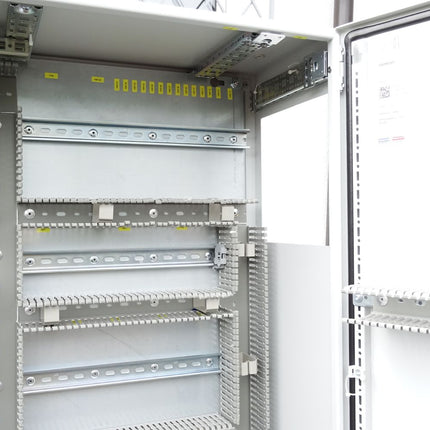 Rittal Schaltschrank AX1114.000 B1000xH1400xT300mm / Neuwertig