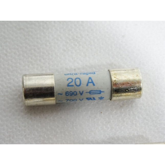 SIBA Ultra-rapid 5017906 20A 700VAC / Inhalt:4 Sicherungen / Neu - Maranos.de