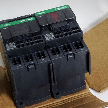 Schneider Electric Wendeschütz LC2D123BD TesSys 071118 / Neu OVP