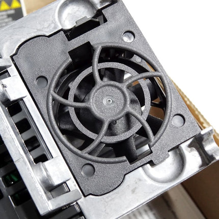 Siemens Sinamics PM240-2 6SL3210-1PE14-3AL1 1.5kW / Neuwertig - Maranos.de