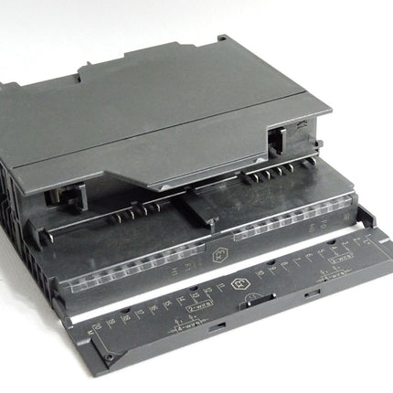 Siemens S7-300 Analog Input 6ES7331-7TB00-0AB0 6ES7 331-7TB00-0AB0 - Maranos.de