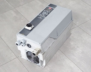 Danfoss VLT Automation Drive FC-302P15KT5E55H1BGX1 131B3423 15kW - Maranos.de