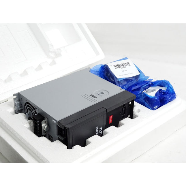 Danfoss VLT Midi Drive 135N1836 FC-280PK37T2E20H2BXC 0.37kW / Neuwertig OVP