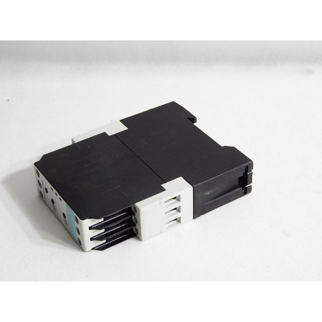 Siemens 3UG4582-1AW30 Isolationsüberwachungsrelais / Unbenutzt - Maranos.de