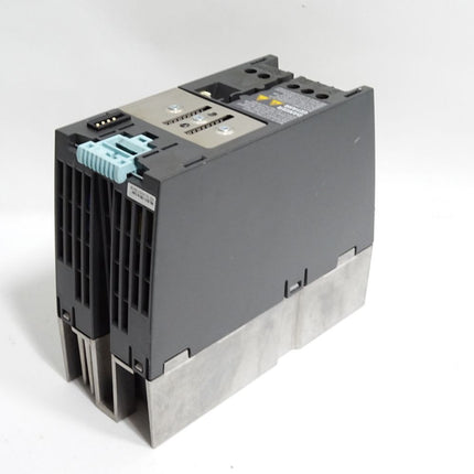 Siemens Sinamics PM340 6SL3210-1SE14-1UA0 1.5kW Gehäuse leicht beschädigt - Maranos.de