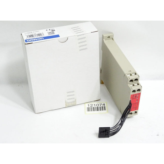 Omron G9SA-EX301 Safety Relay Unit / Neu OVP