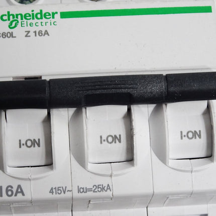 Schneider Electric Leitungsschutzschalter iC60L Z 16A A9F92316  / Unbenutzt - Maranos.de