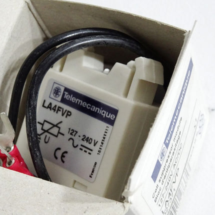Telemecanique Beschaltungsmodul LA4FVP 027371 / Neu OVP - Maranos.de