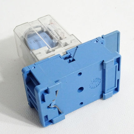 Finder Relais 60.13 10A 250VAC 24VDC mit Sockel 90.112 - Maranos.de