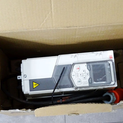 ABB Frequenzumrichter ACS580-01-09A4-4 + B056 / Neu OVP - Maranos.de