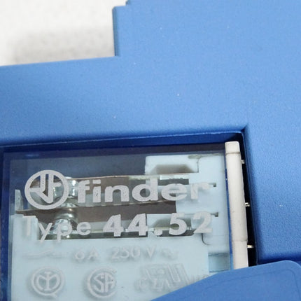 Finder Relais 44.52 6A 250VAC mit Sockel 95.95.3 und Steckmodul 99.80.9.024.99 - Maranos.de